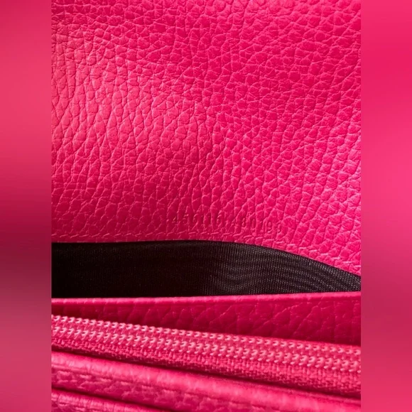 SOLD PINK Gucci Wallet - Picture 6 of 10
